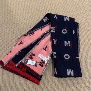Tommy Hilfiger navy blue & red scarf